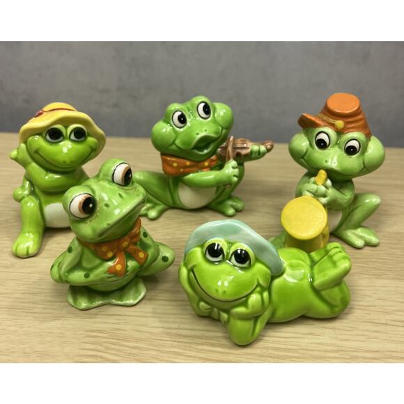 Vintage Lefton Hand Painted Frog Bundle Of 5 1985 Taiwan - Picture 1 of 14